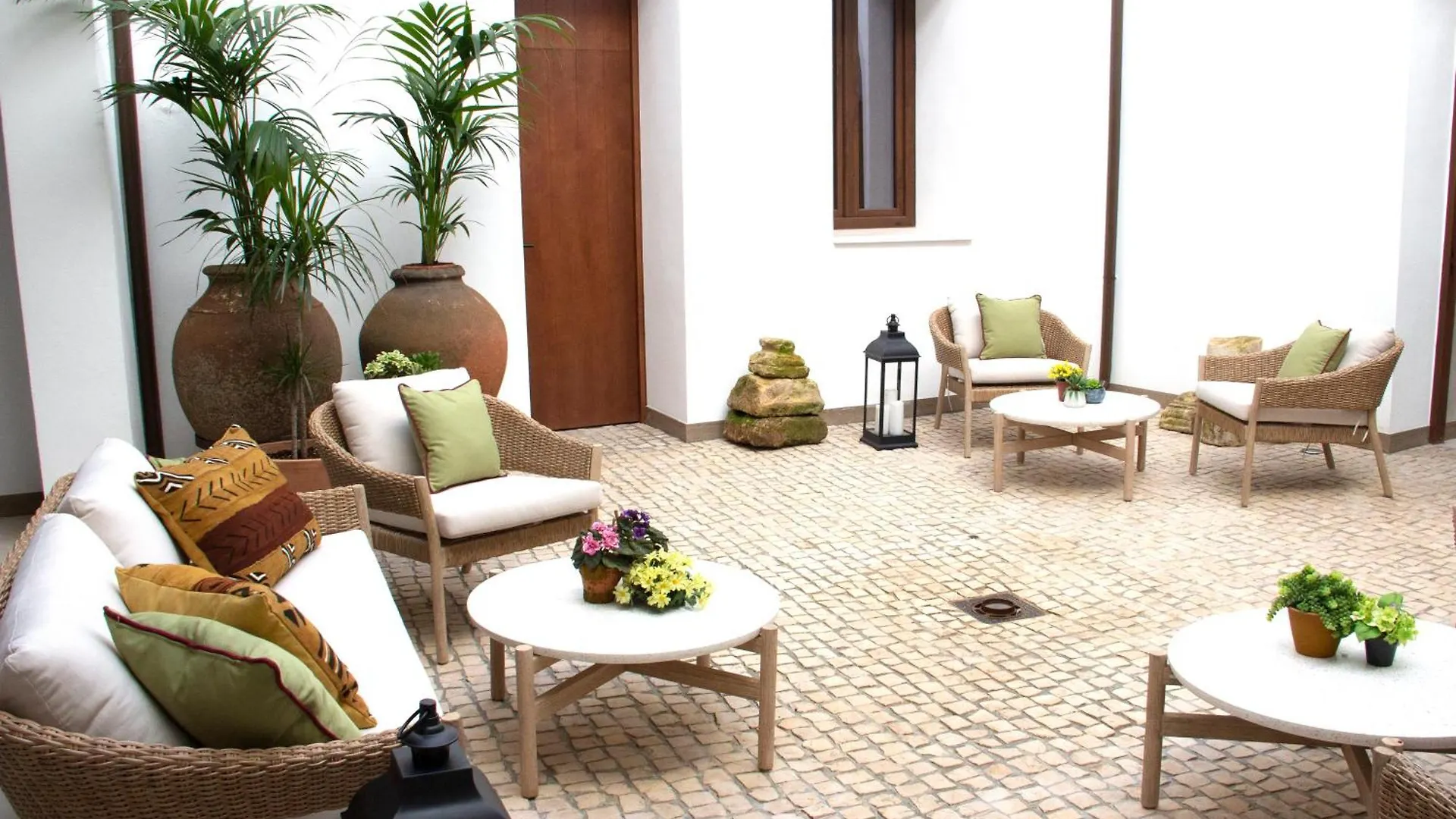 Puerta De La Ribera Suites Cordoba Aparthotel