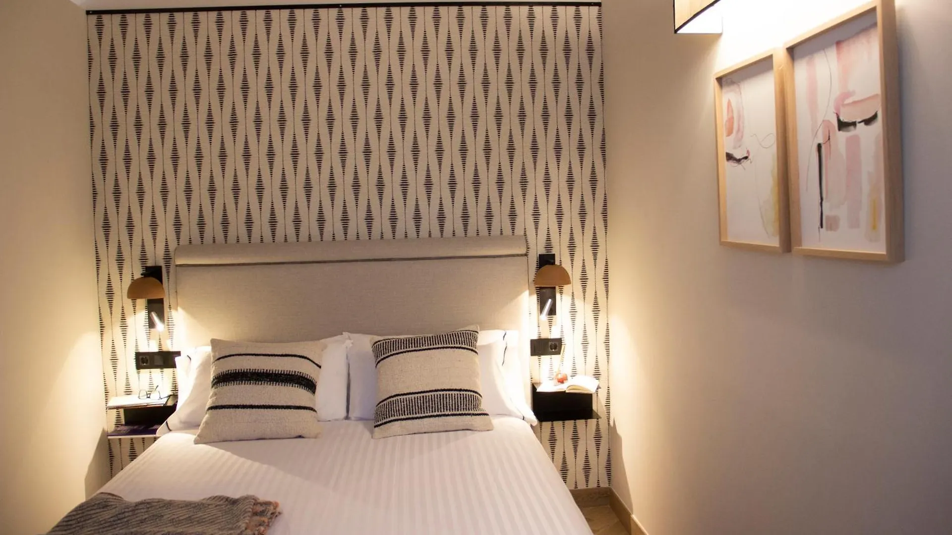 Puerta De La Ribera Suites Cordoba Aparthotel