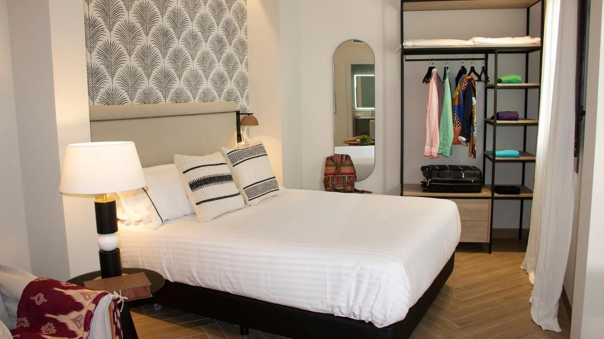 Puerta De La Ribera Suites Cordoba Spain