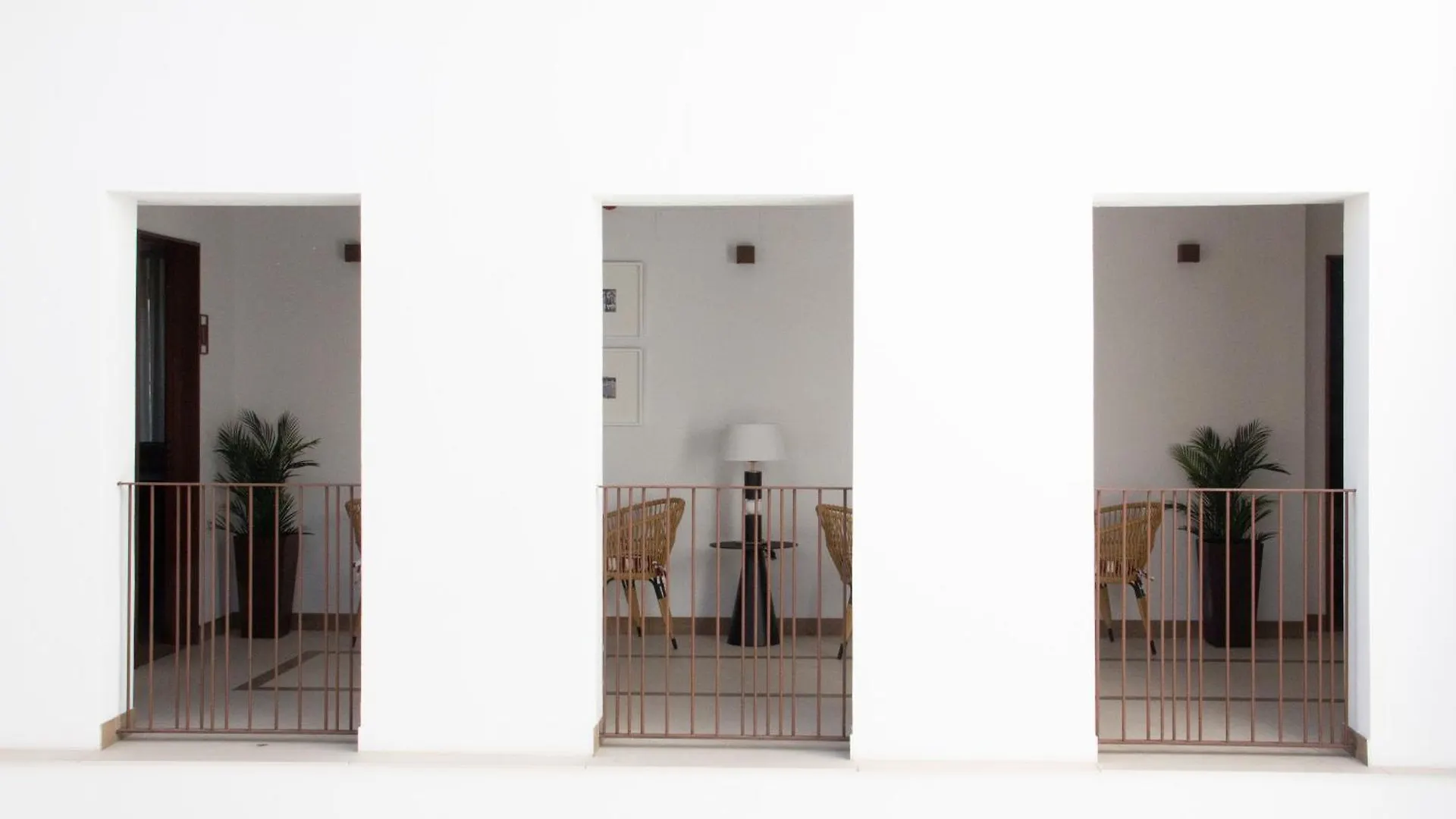 Puerta De La Ribera Suites Cordoba
