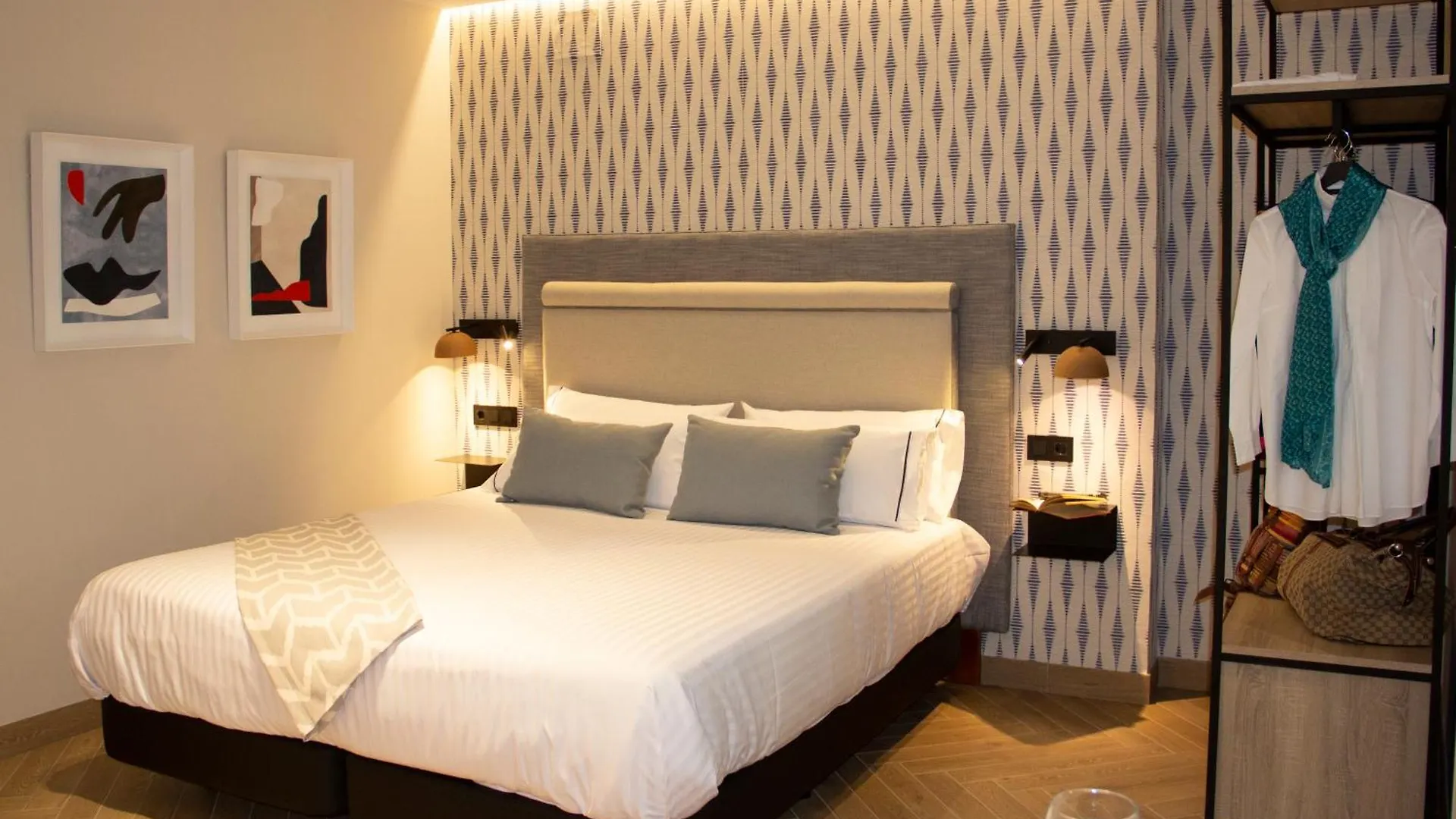 Aparthotel Puerta De La Ribera Suites Cordoba